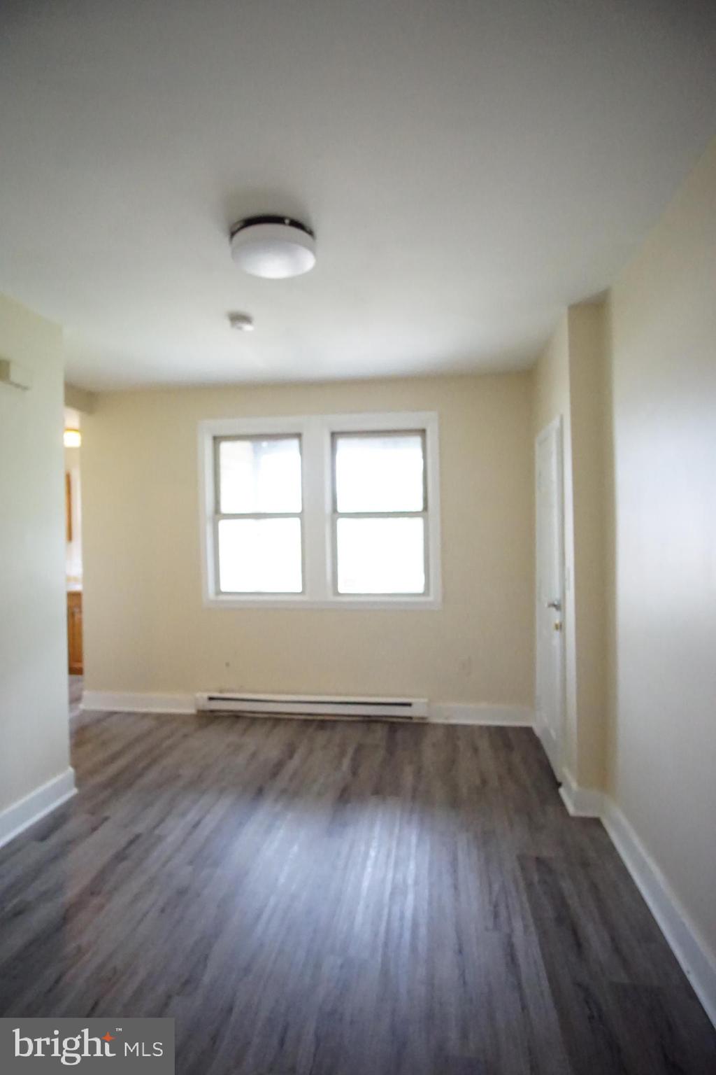 BROOKWOOD - Residential Lease