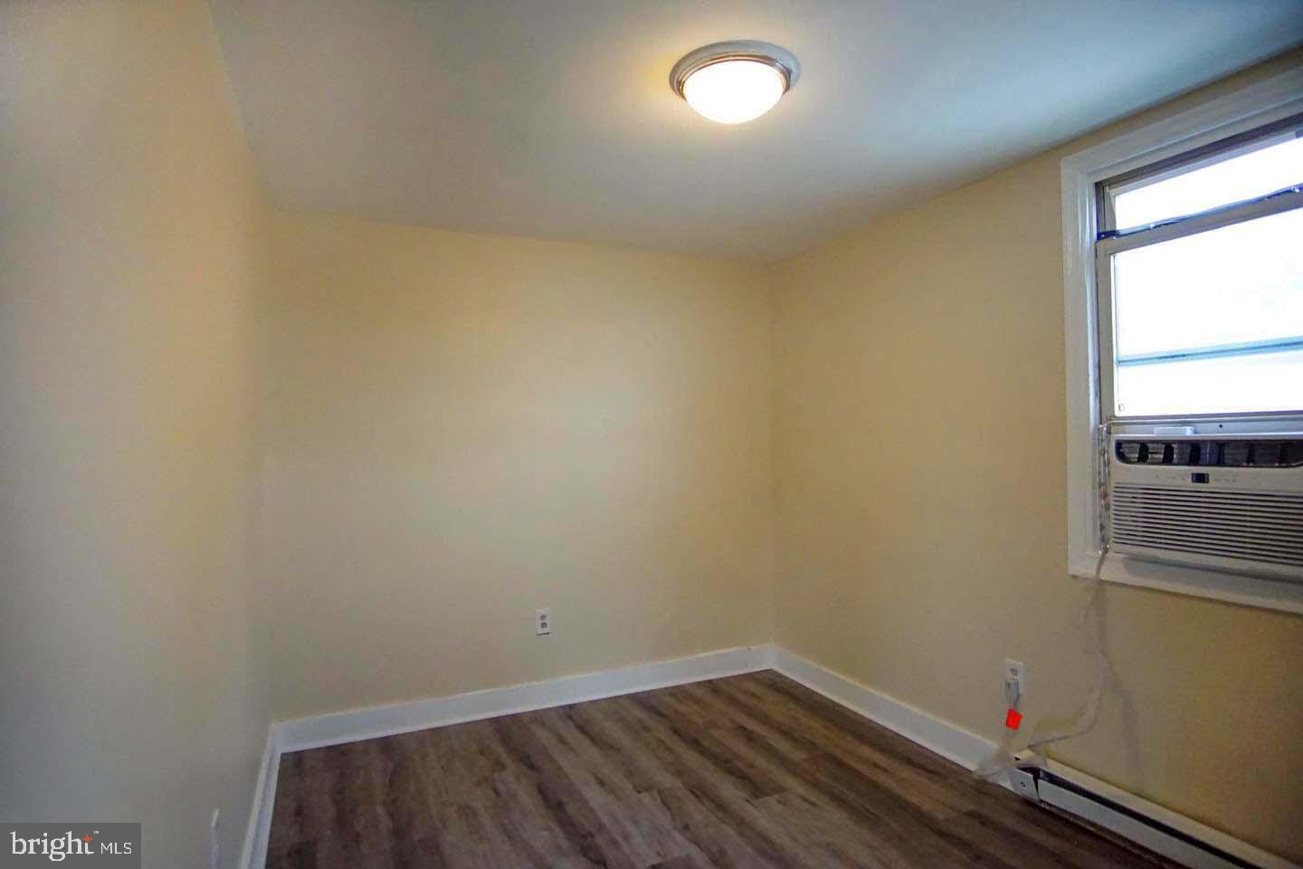 BROOKWOOD - Residential Lease