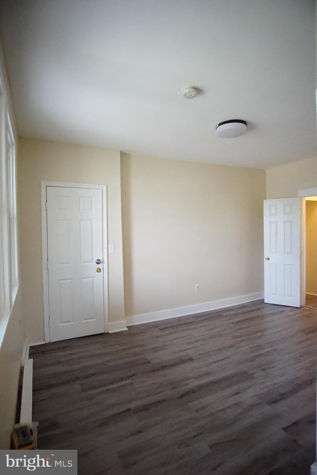 BROOKWOOD - Residential Lease