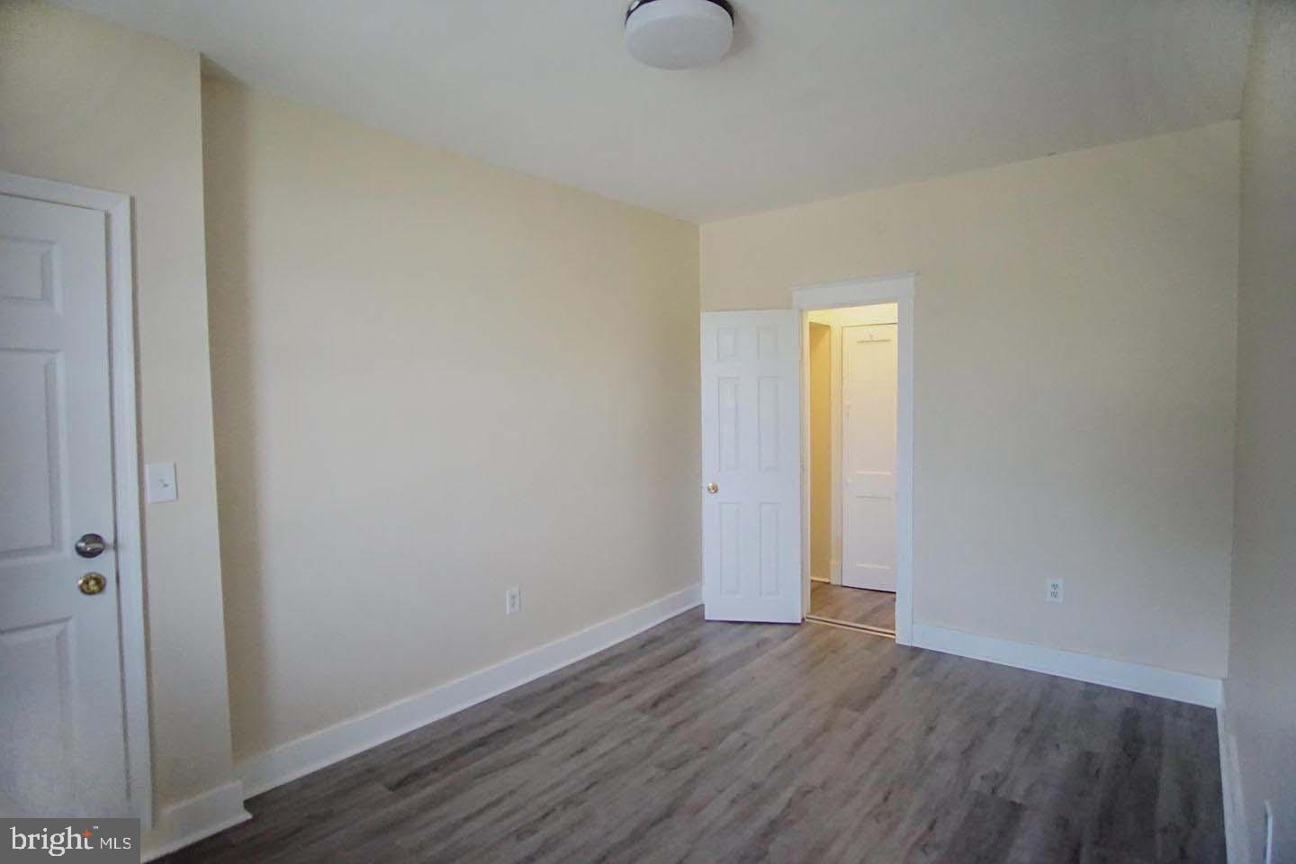 BROOKWOOD - Residential Lease