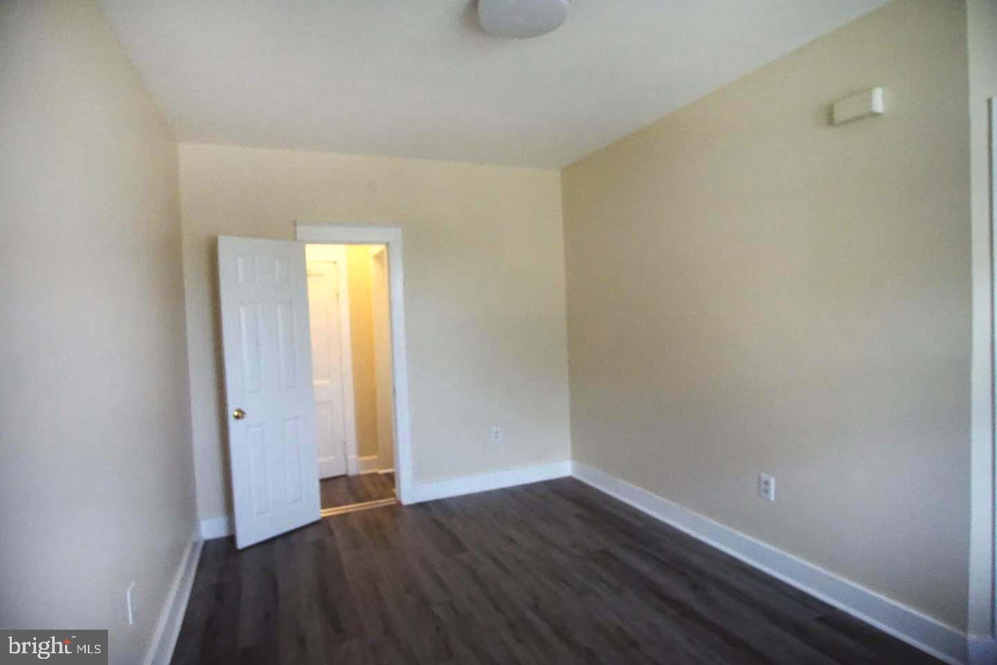 BROOKWOOD - Residential Lease