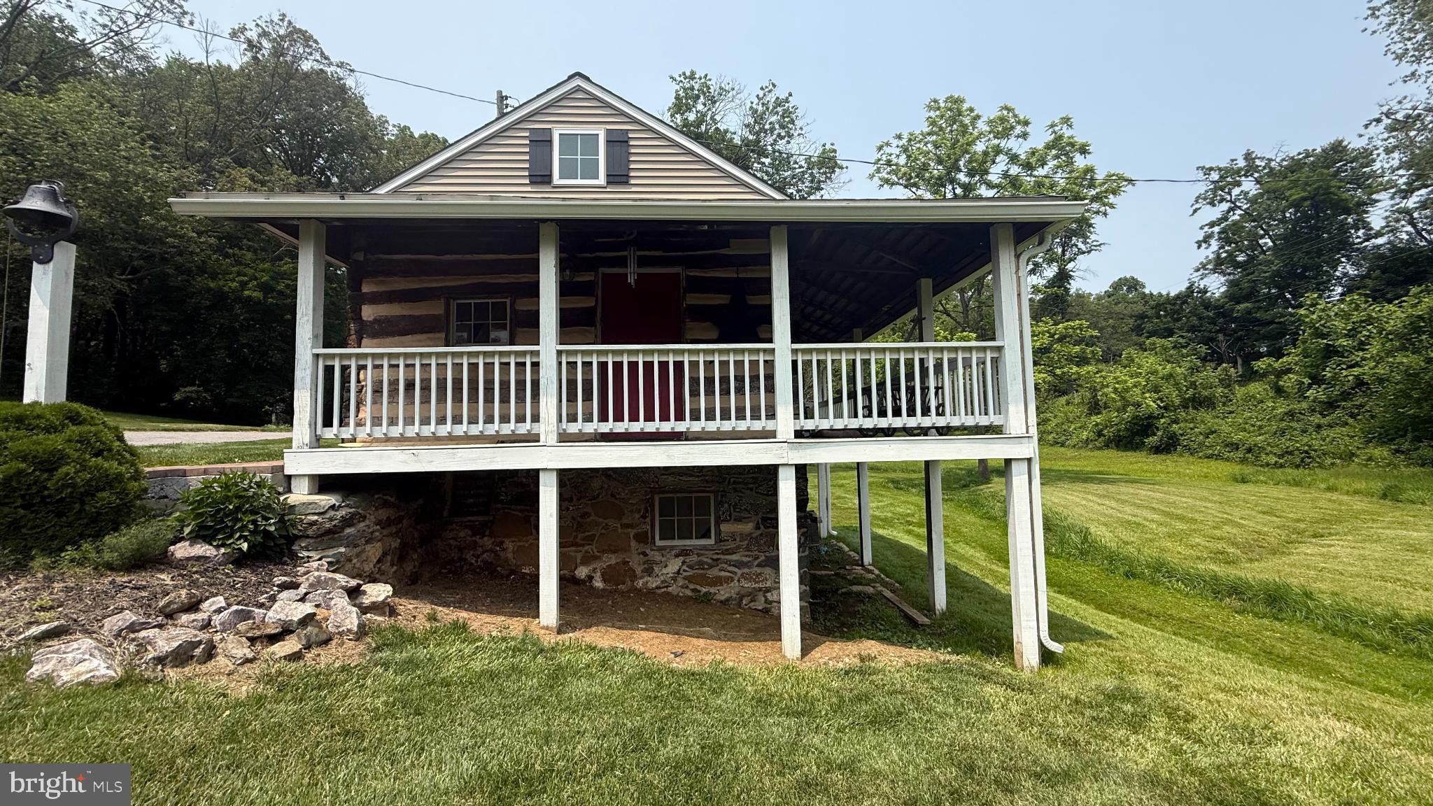 10 SMITH ROAD