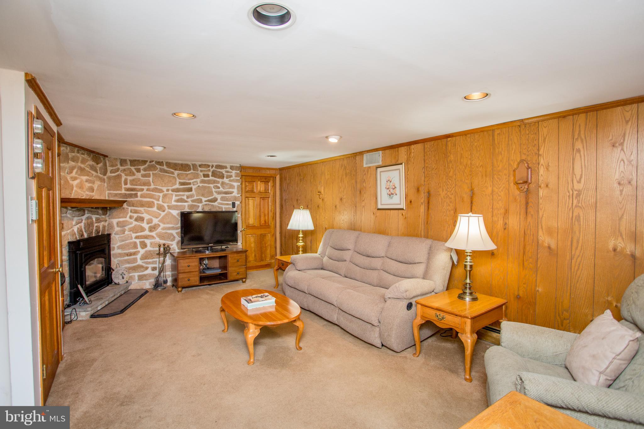 PINE TREE FARMS - Residential