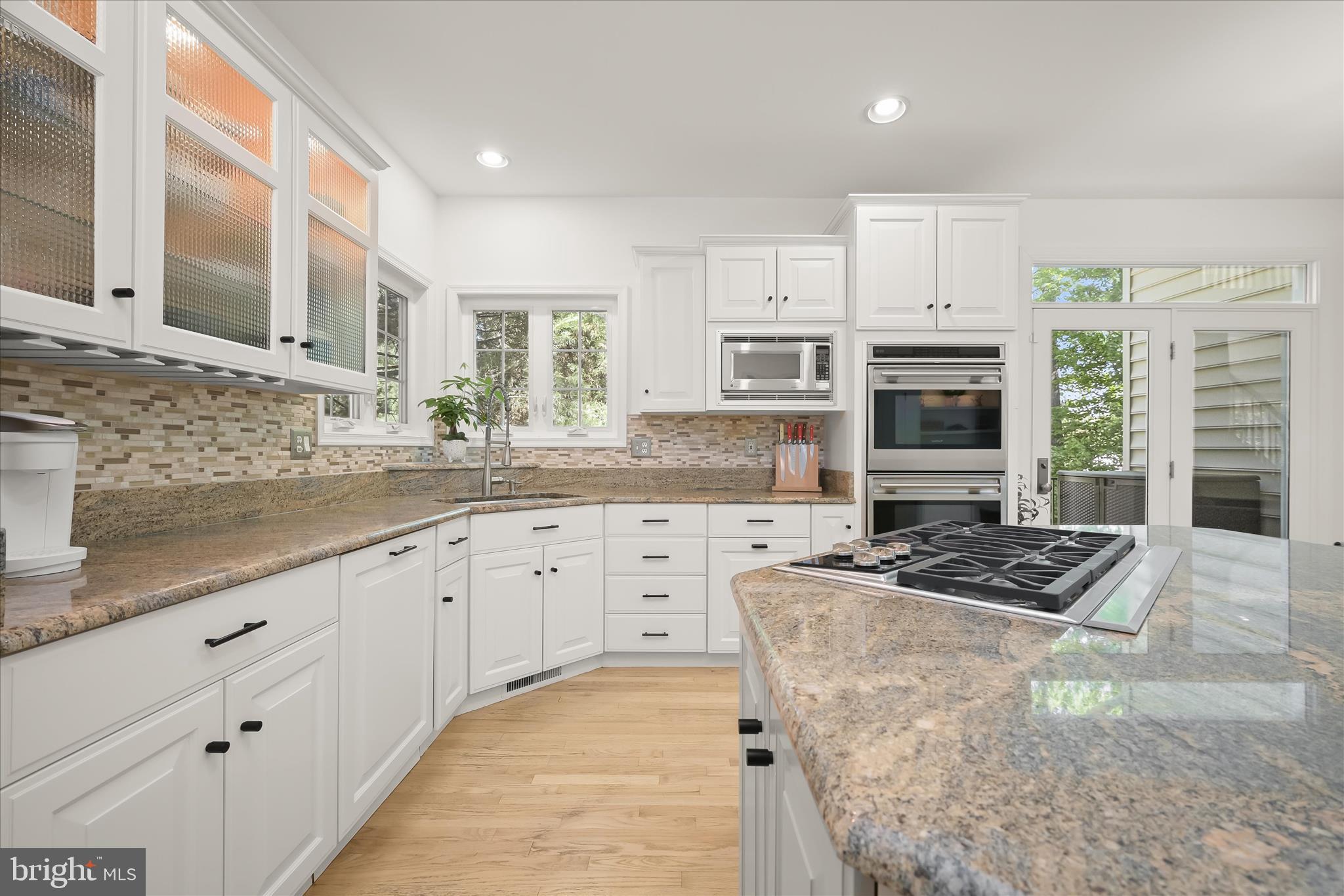 VILLAGE OF RIVER HILL - Residential