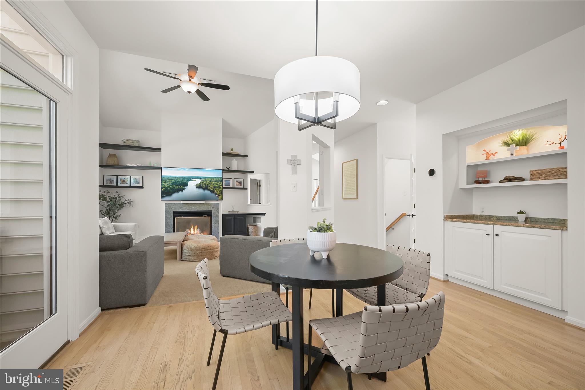 VILLAGE OF RIVER HILL - Residential