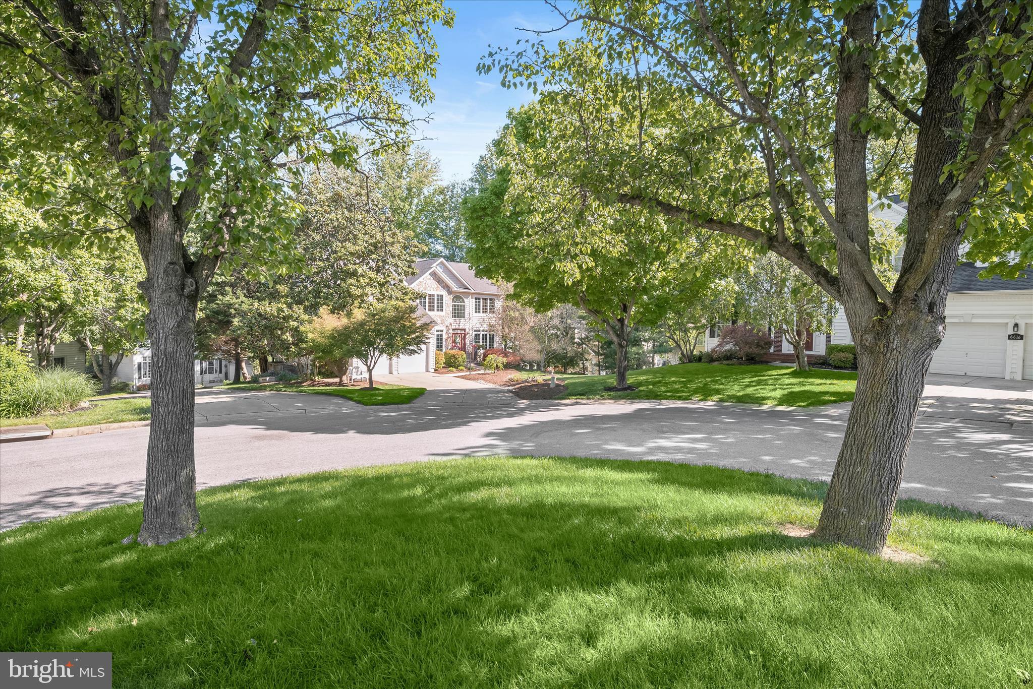 VILLAGE OF RIVER HILL - Residential