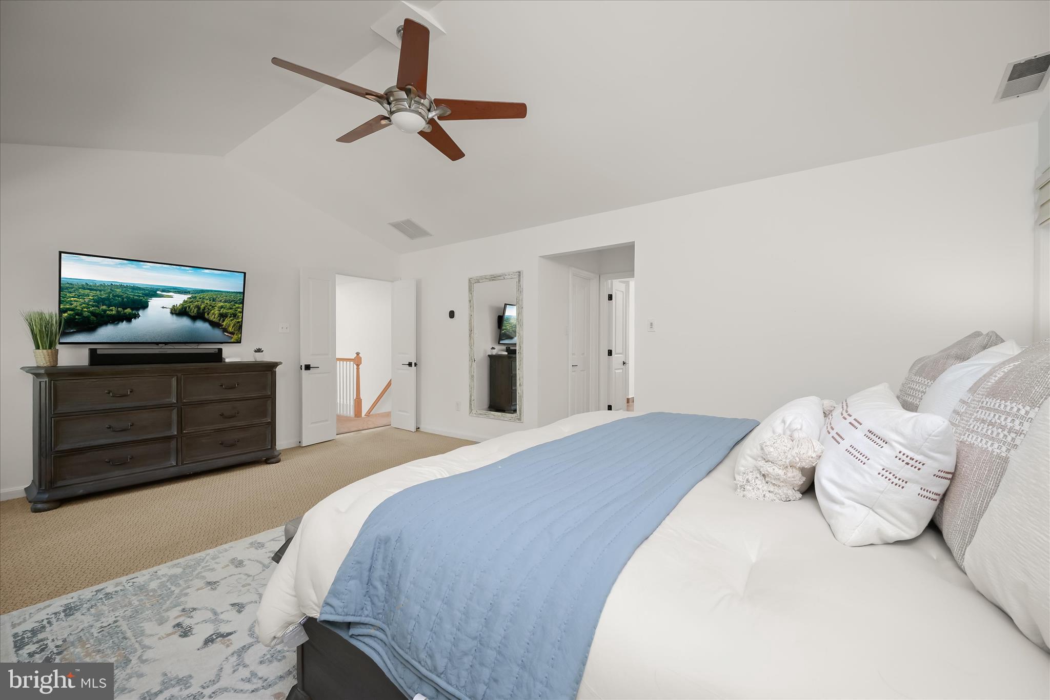 VILLAGE OF RIVER HILL - Residential
