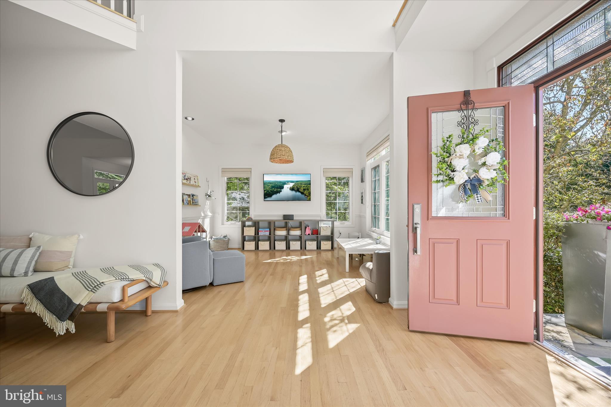 VILLAGE OF RIVER HILL - Residential