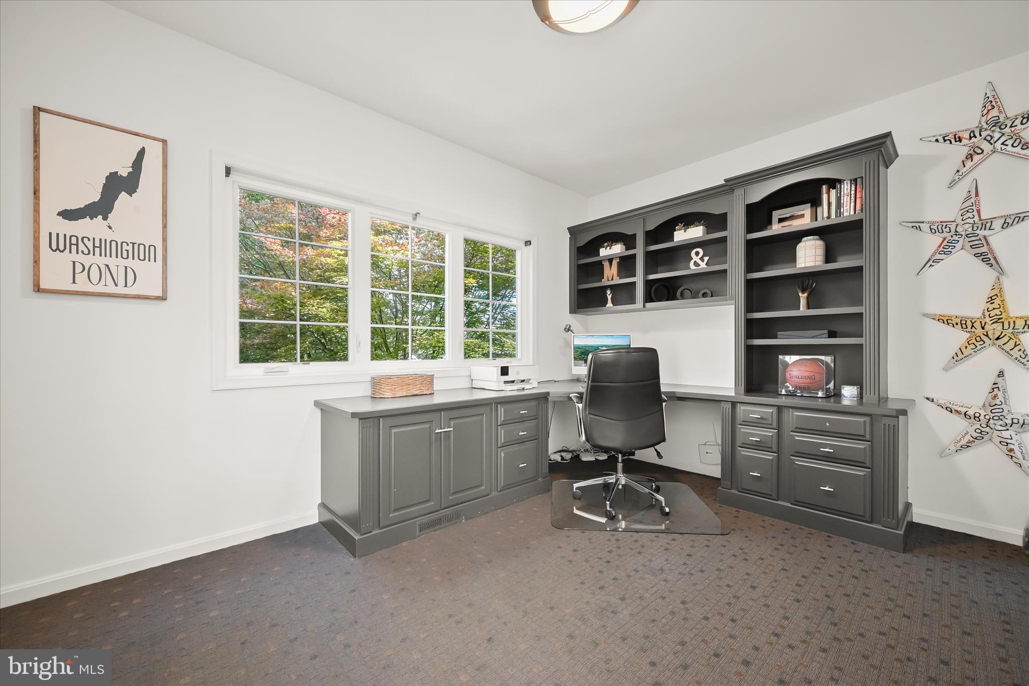 VILLAGE OF RIVER HILL - Residential