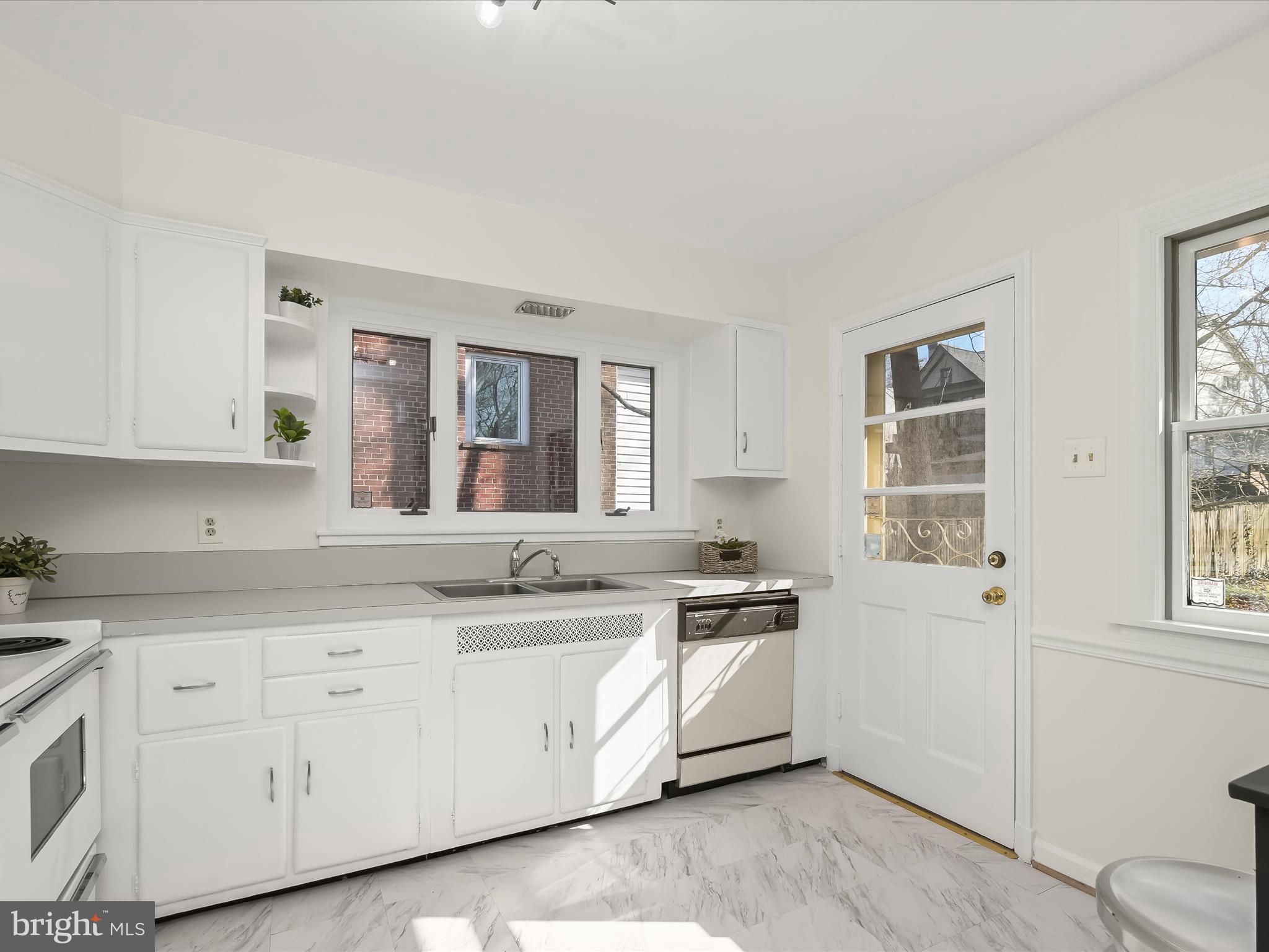 SOMERSET HEIGHTS - Residential