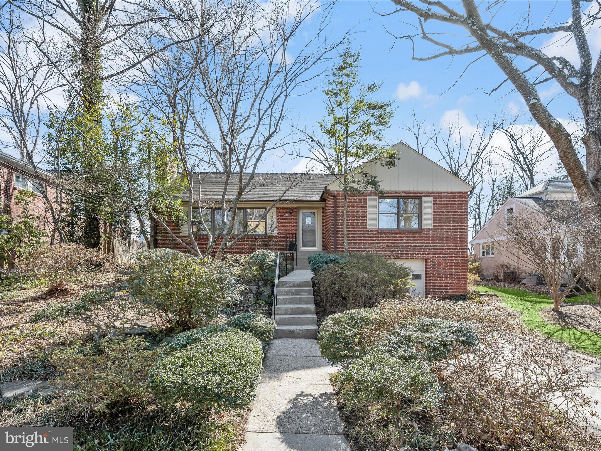 SOMERSET HEIGHTS - Residential