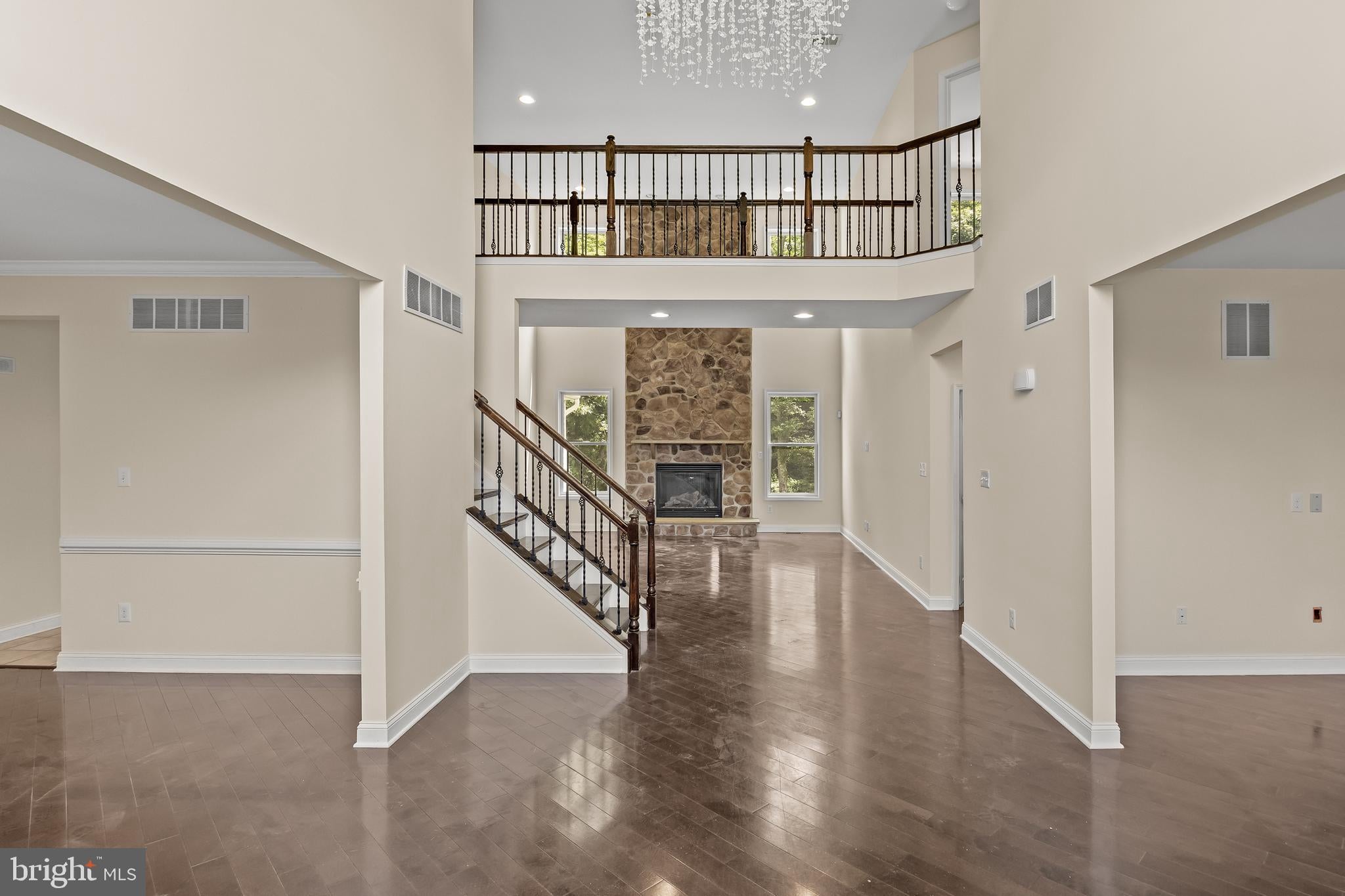 209 PEONY LANE
