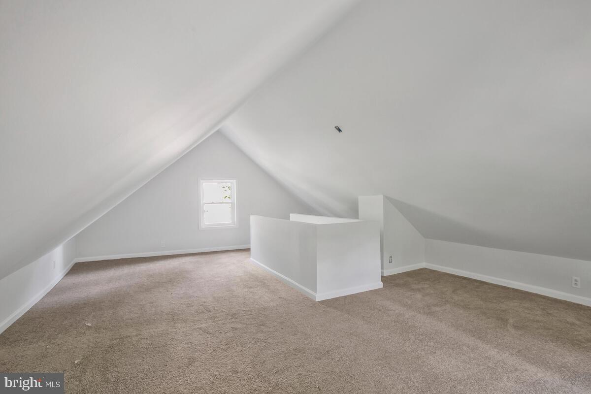 EAST RIVERDALE - Residential