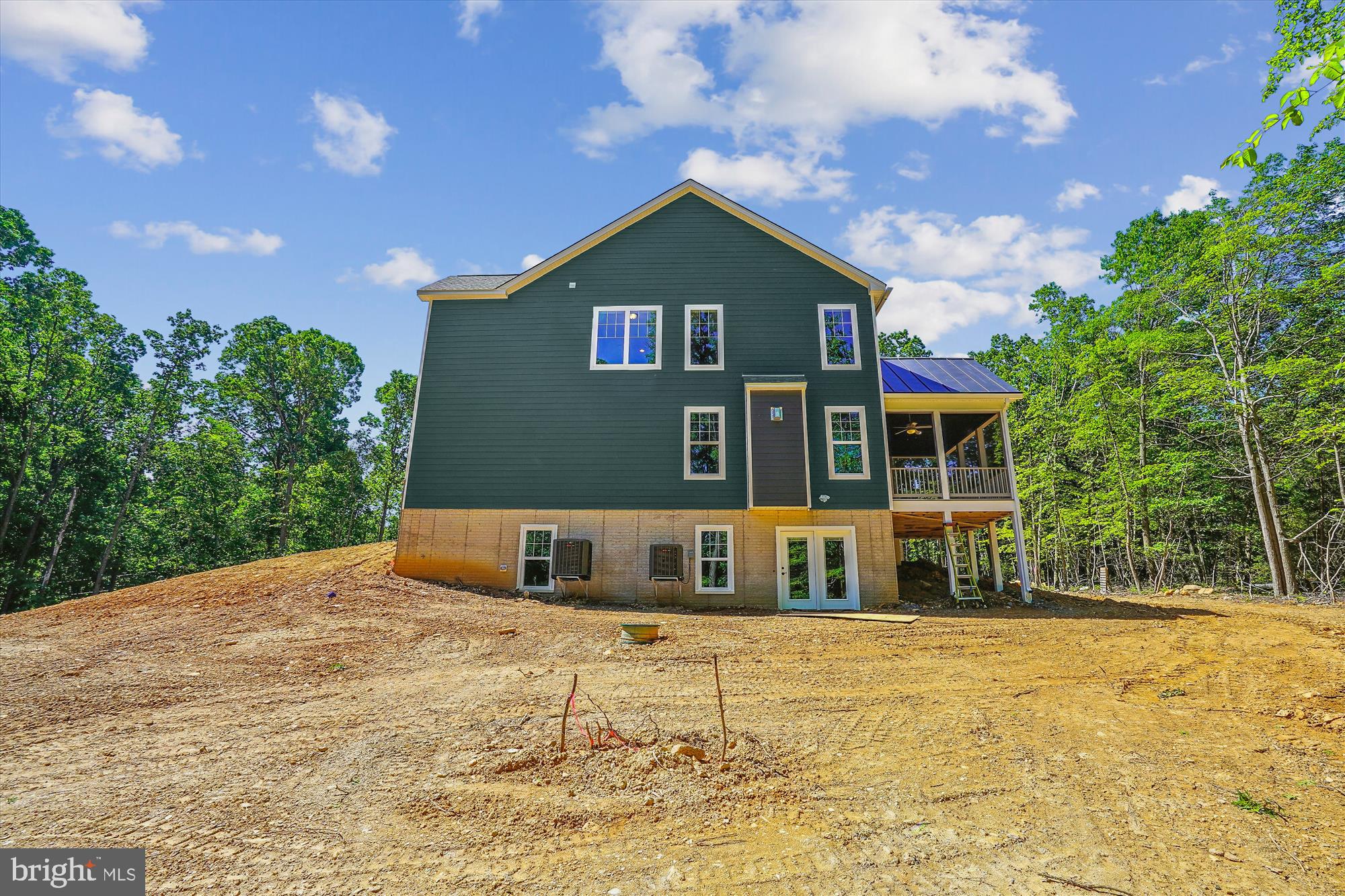 7400 BULL RUN DRIVE
