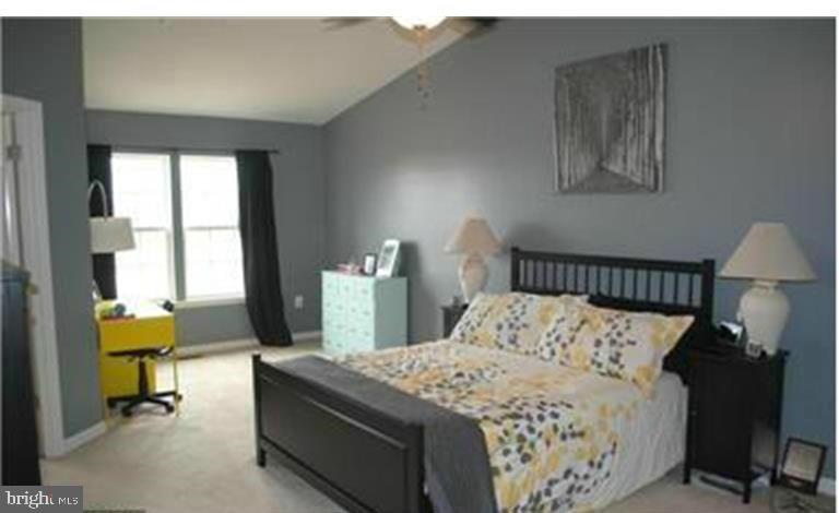 CLEMENTS WOODS - Residential Lease