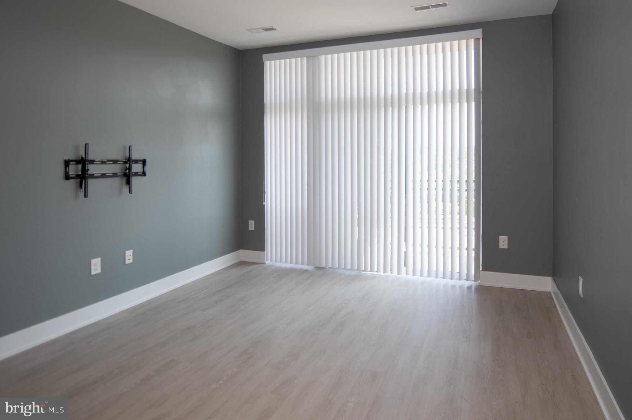 NATIONAL HARBOR - Residential