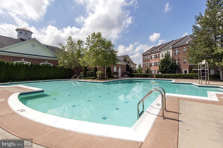 SUMMERFIELD - Residential