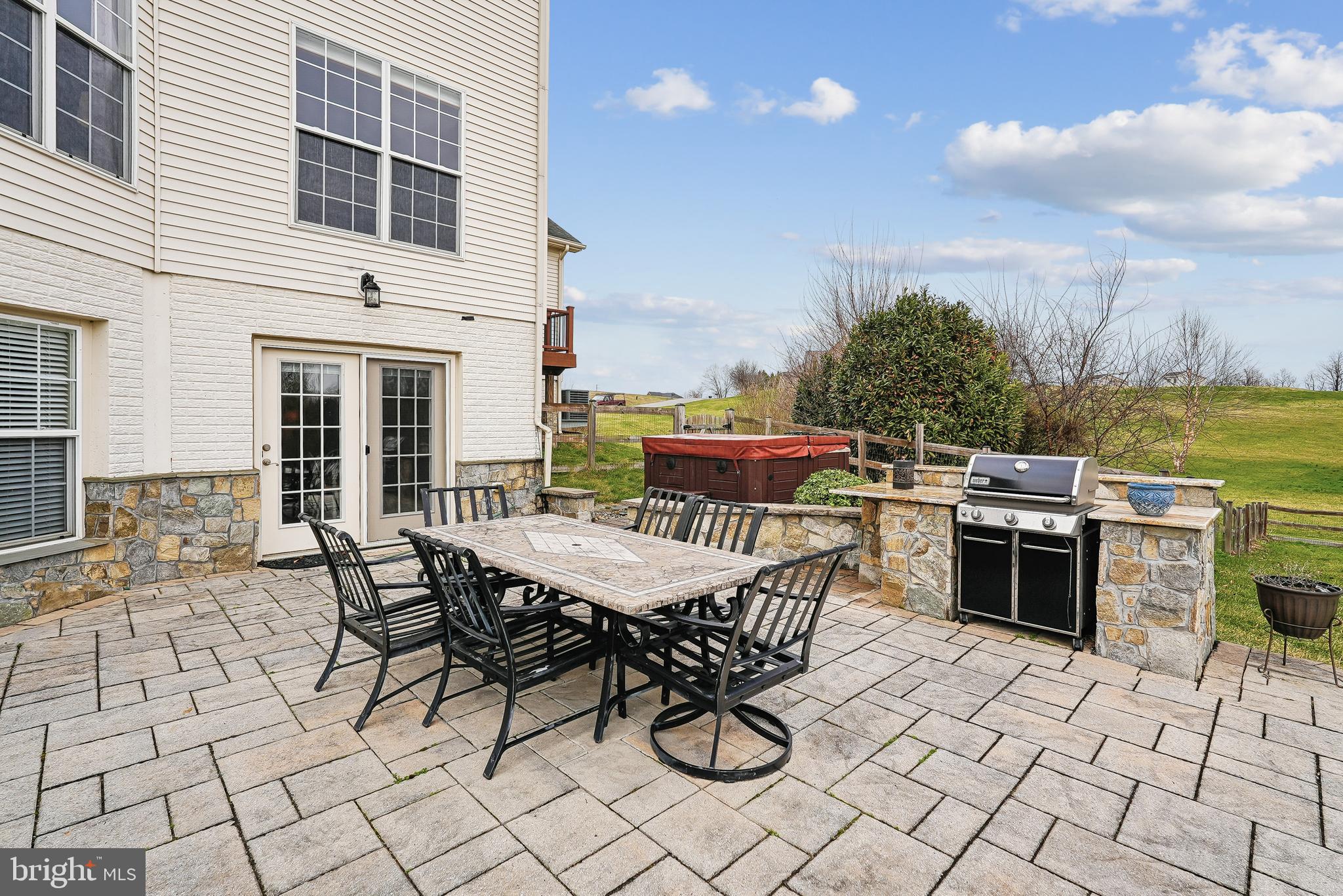 ROSE HILL - Residential