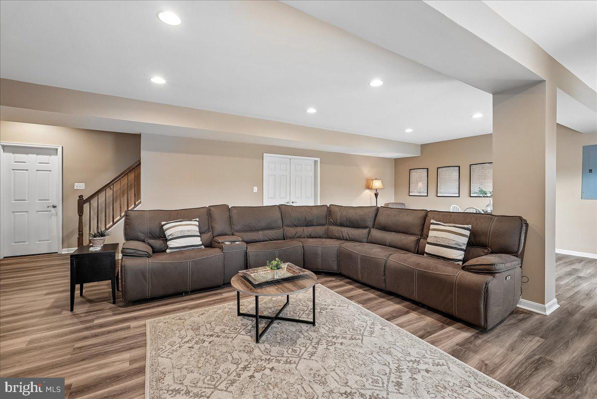 ROSE HILL - Residential