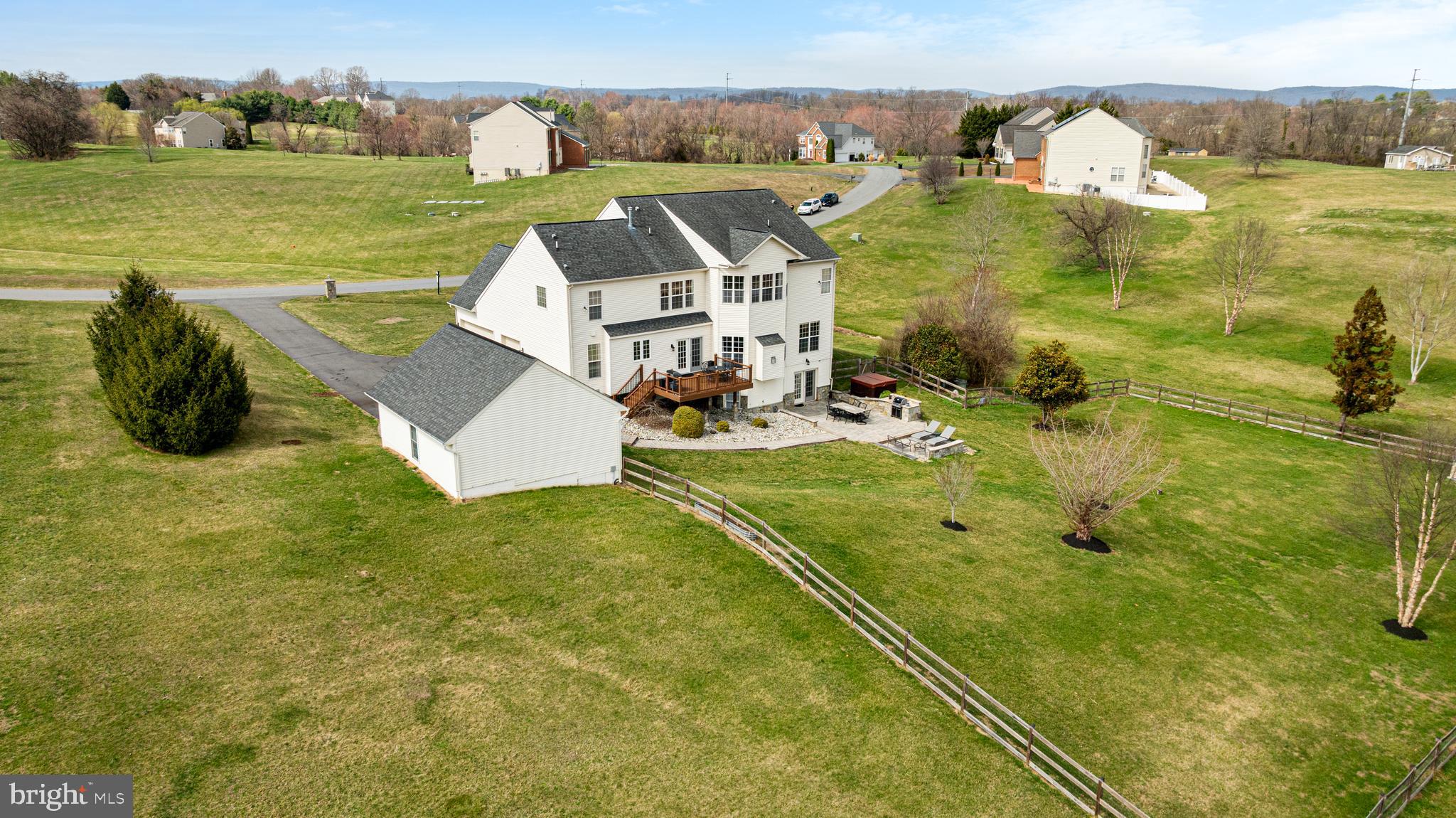 ROSE HILL - Residential