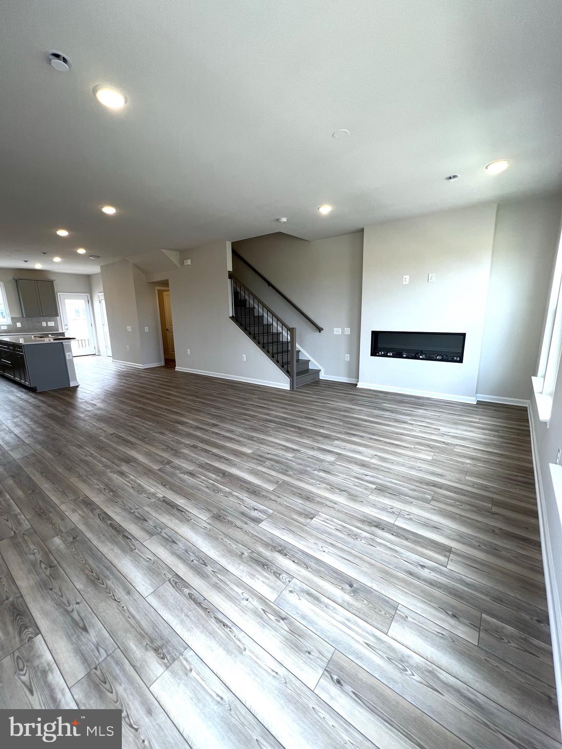 CROSSROADS VILLAGE - Residential Lease