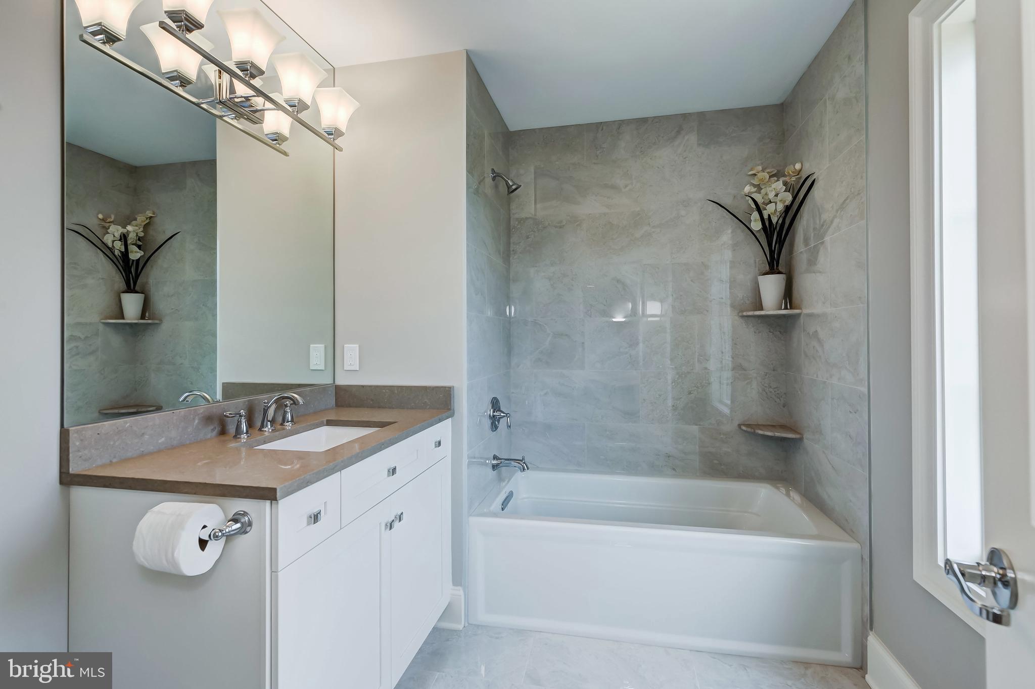 BRIGHTON COURT - Residential