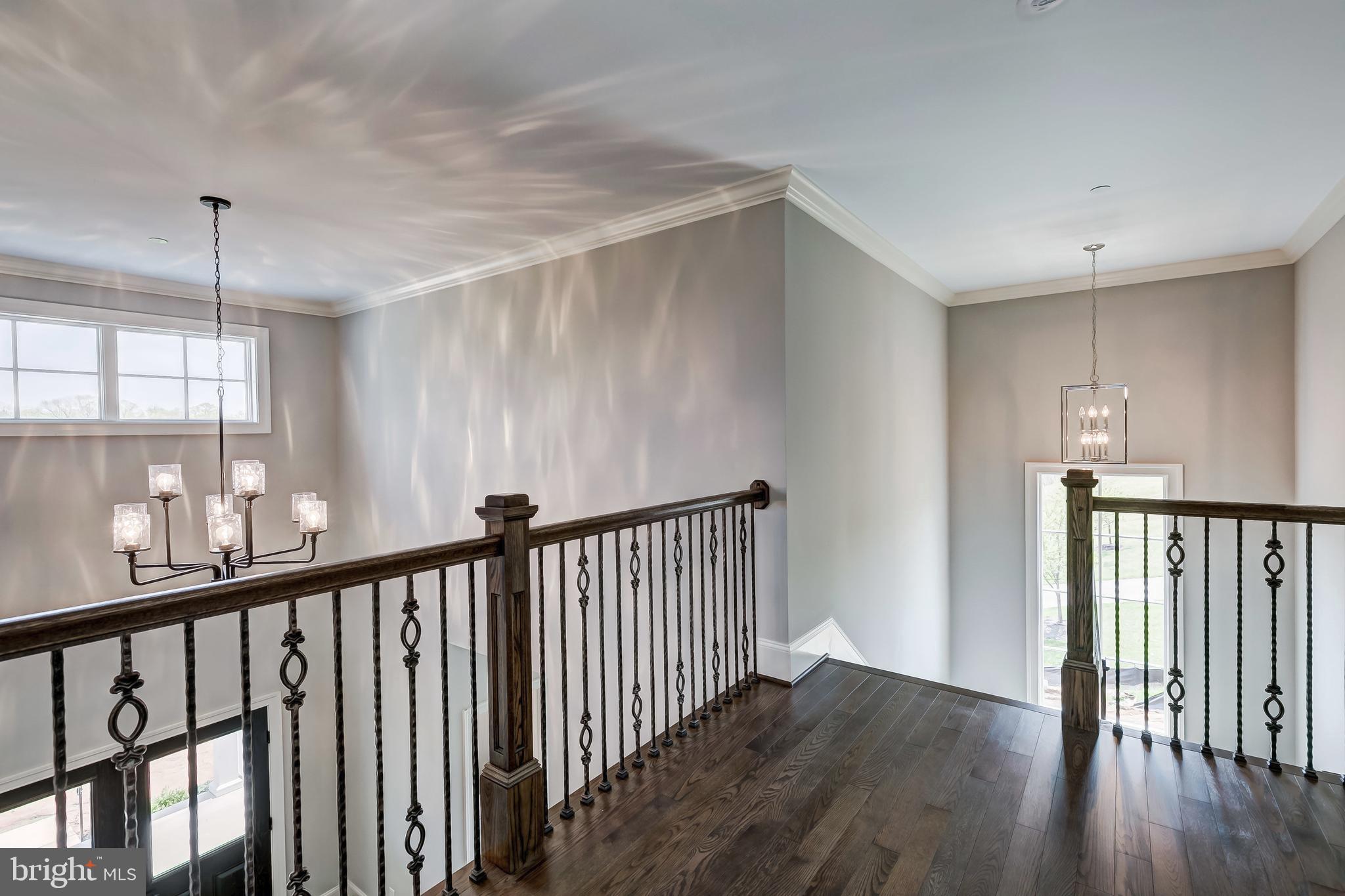 BRIGHTON COURT - Residential