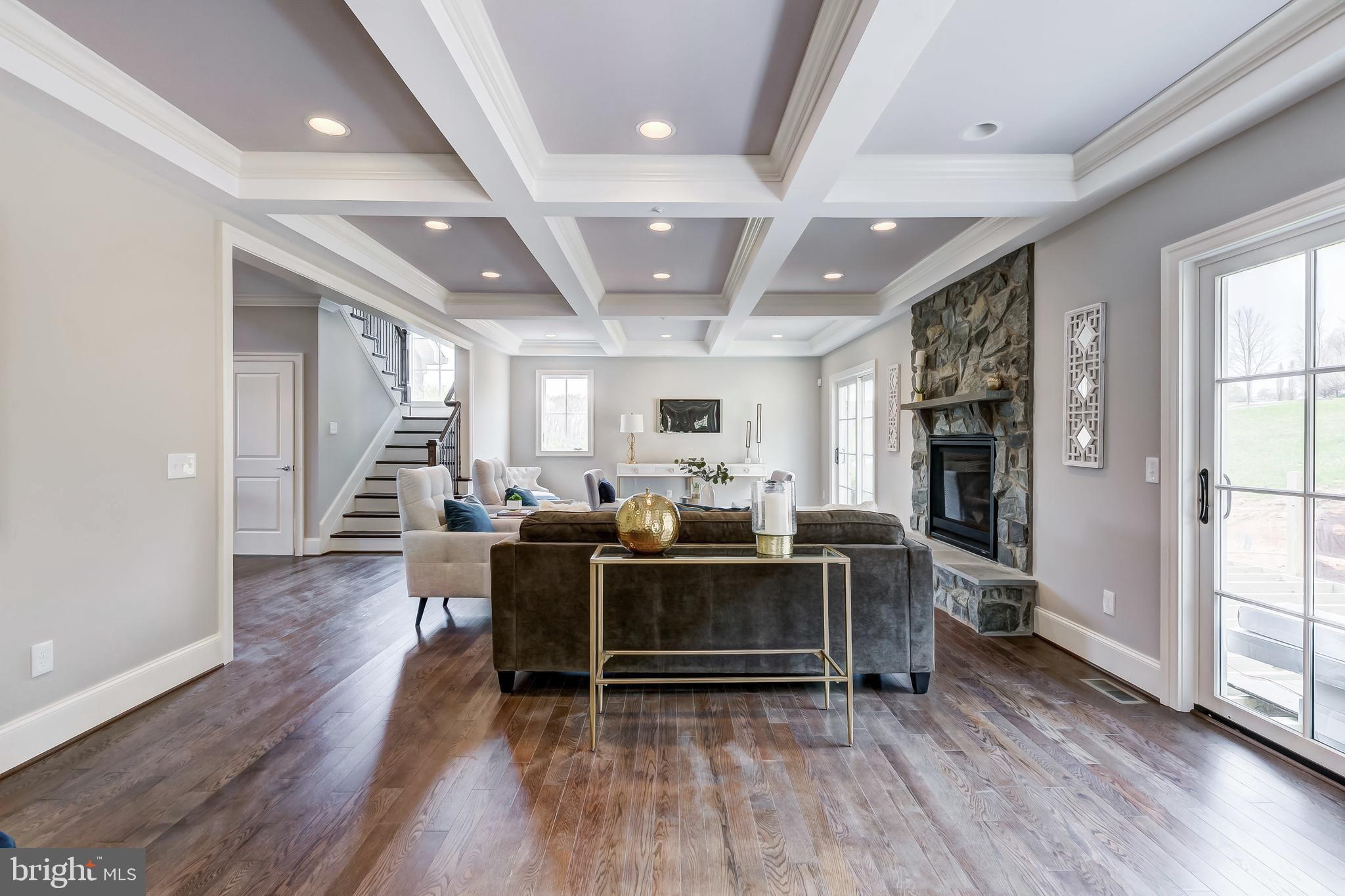 BRIGHTON COURT - Residential