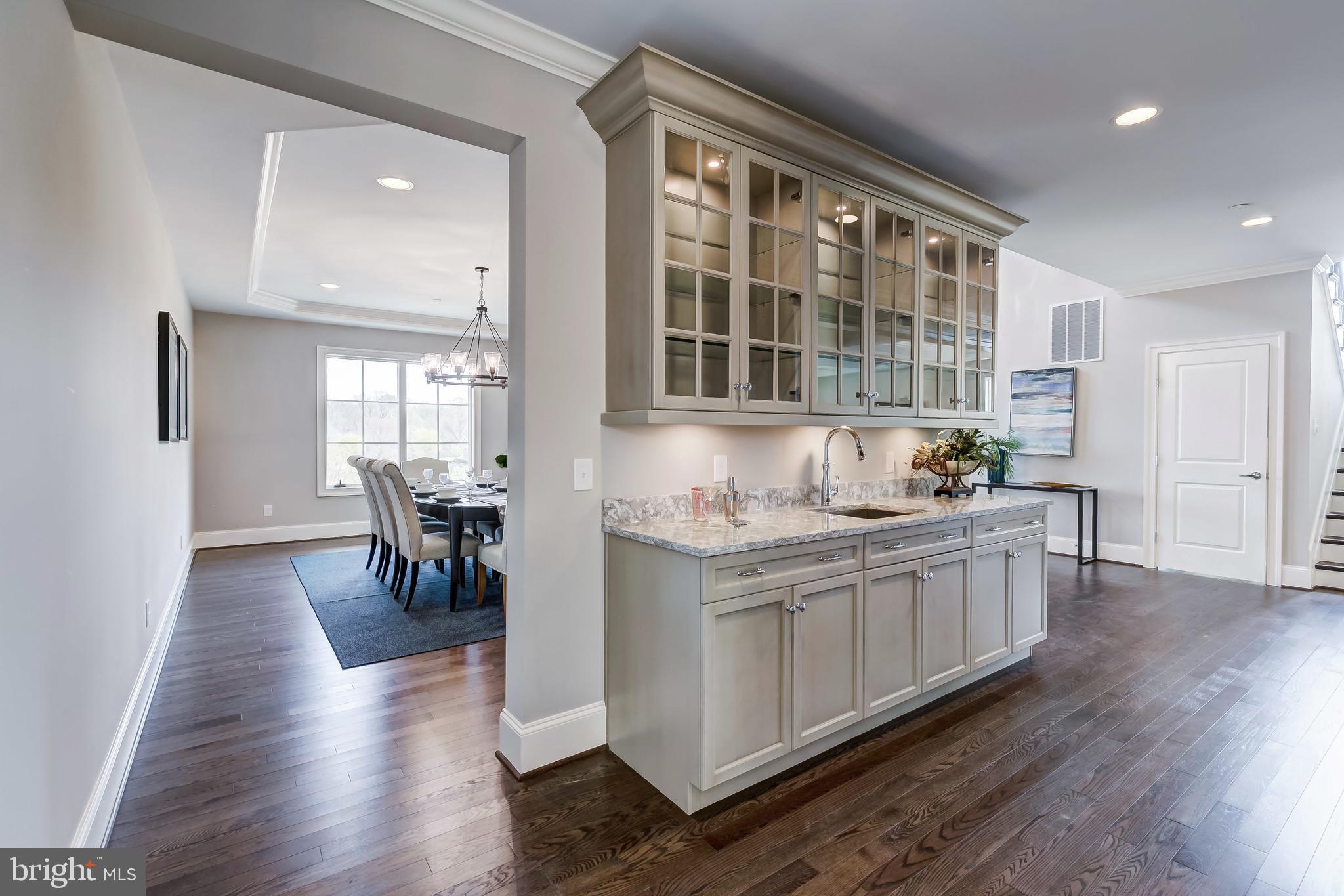 BRIGHTON COURT - Residential