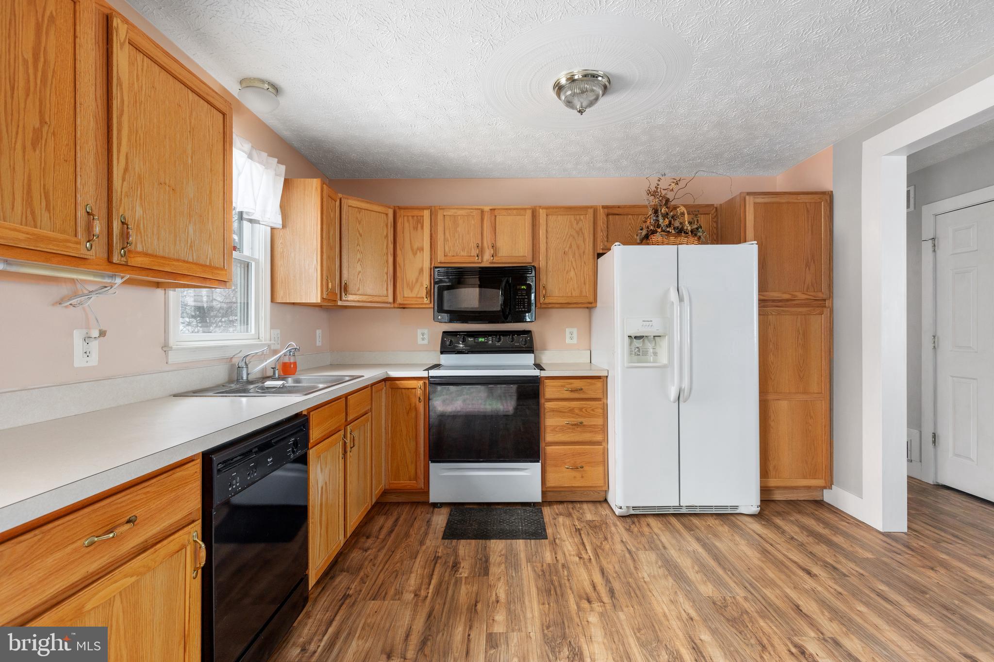 LAKE HOLIDAY ESTATES - Residential