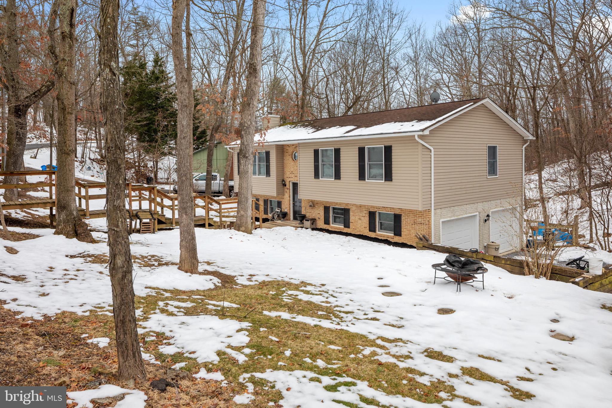 LAKE HOLIDAY ESTATES - Residential