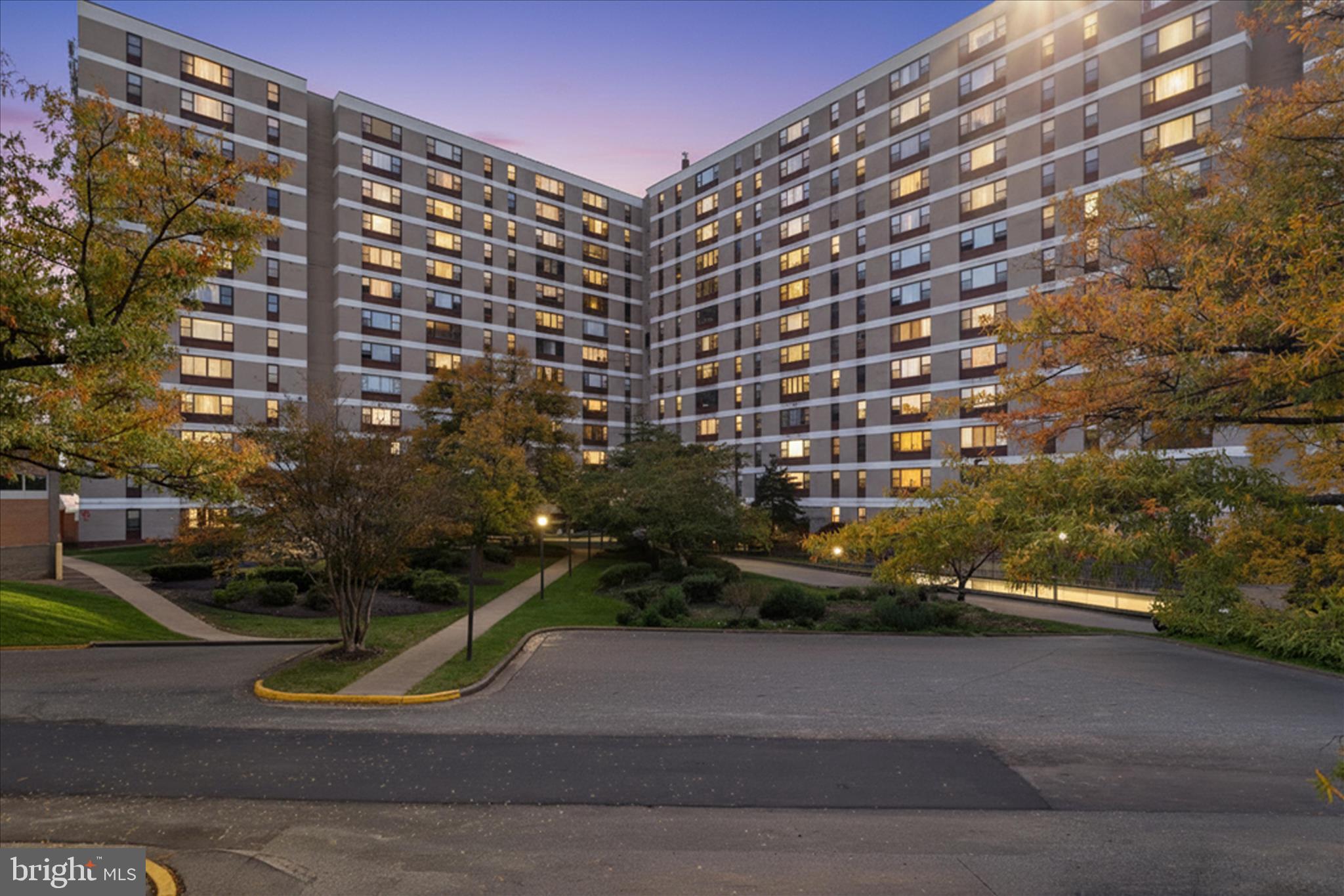 FORTY SIX HUNDRED - Residential