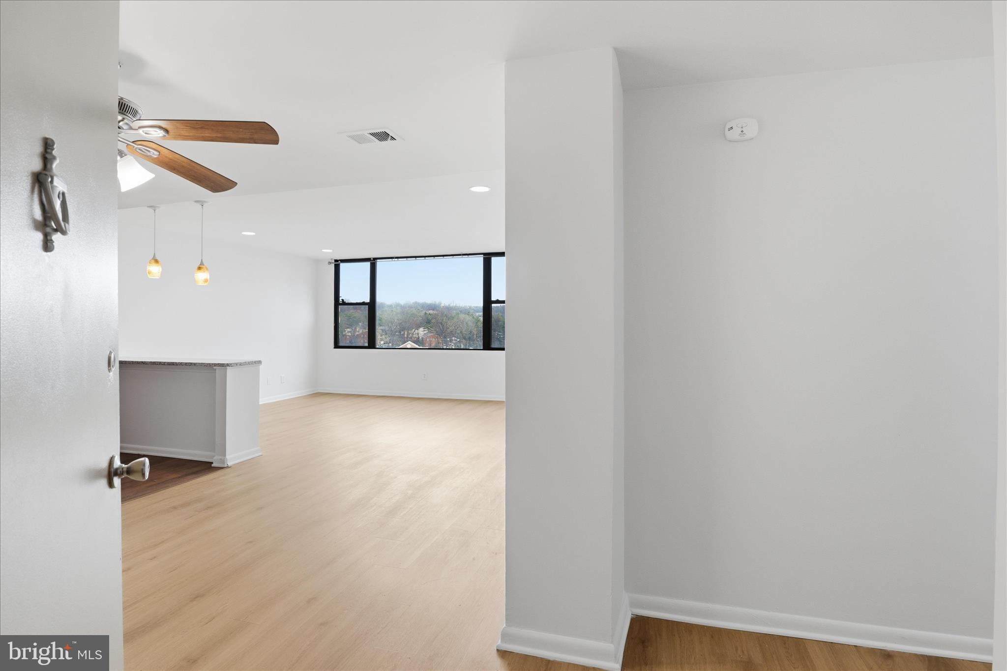 4600 DUKE STREET 1123