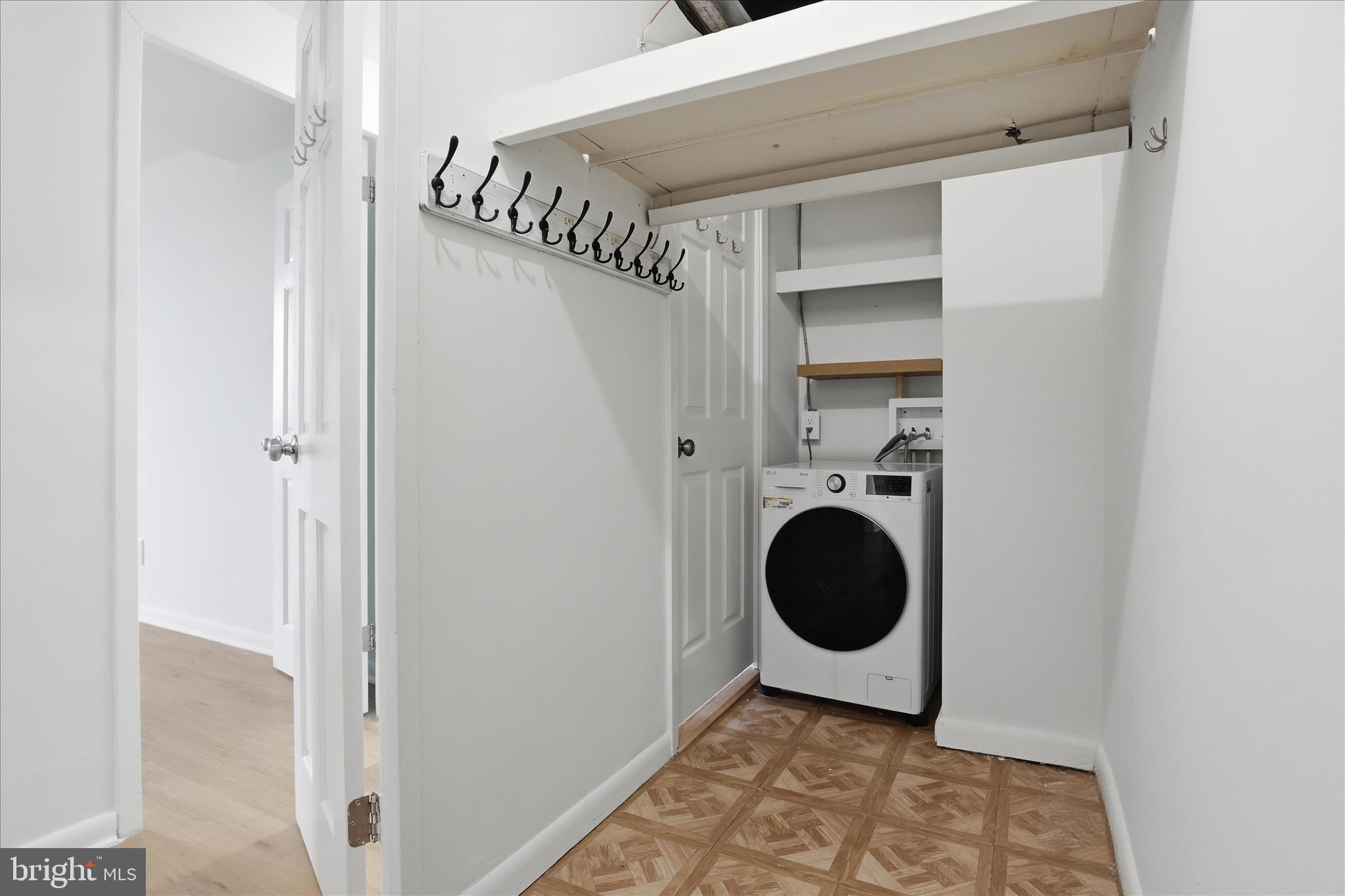 FORTY SIX HUNDRED - Residential