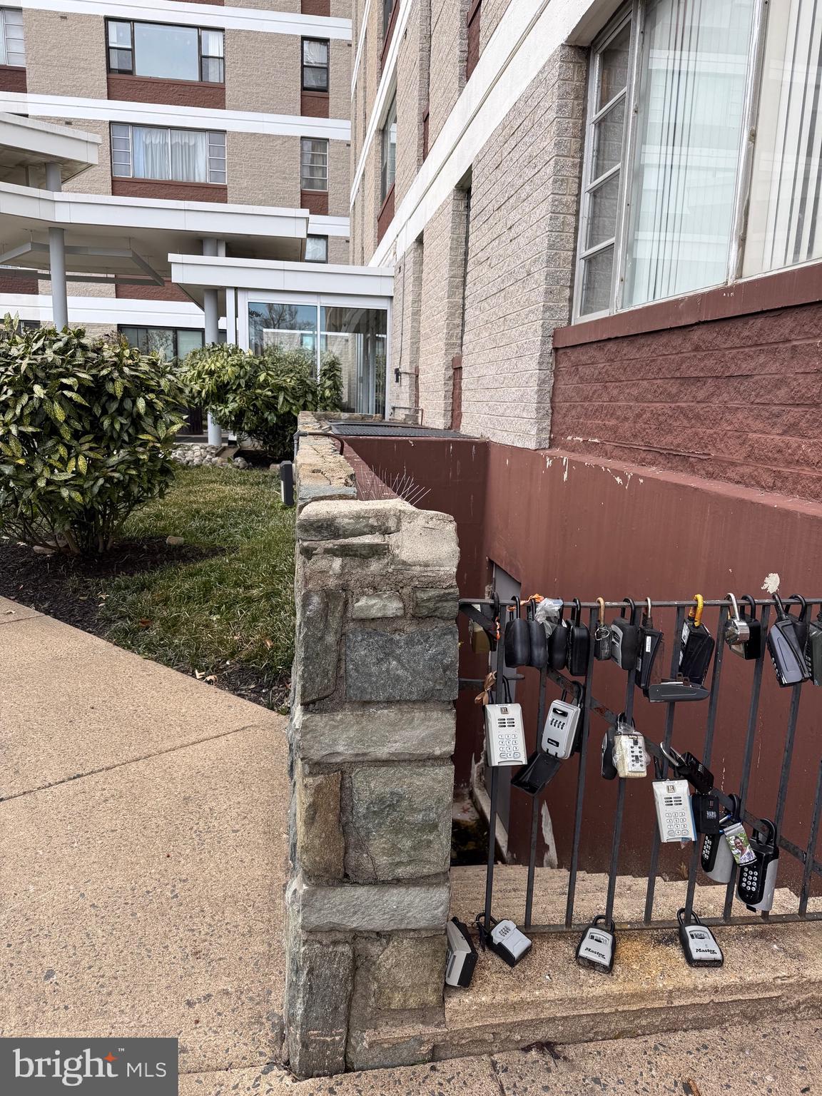 FORTY SIX HUNDRED - Residential