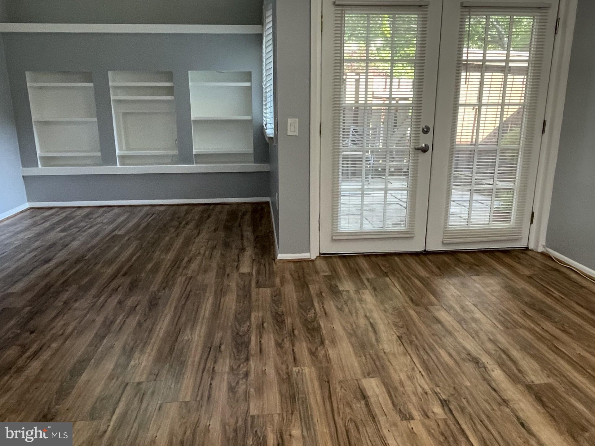 SIERRA VILLAS - Residential Lease