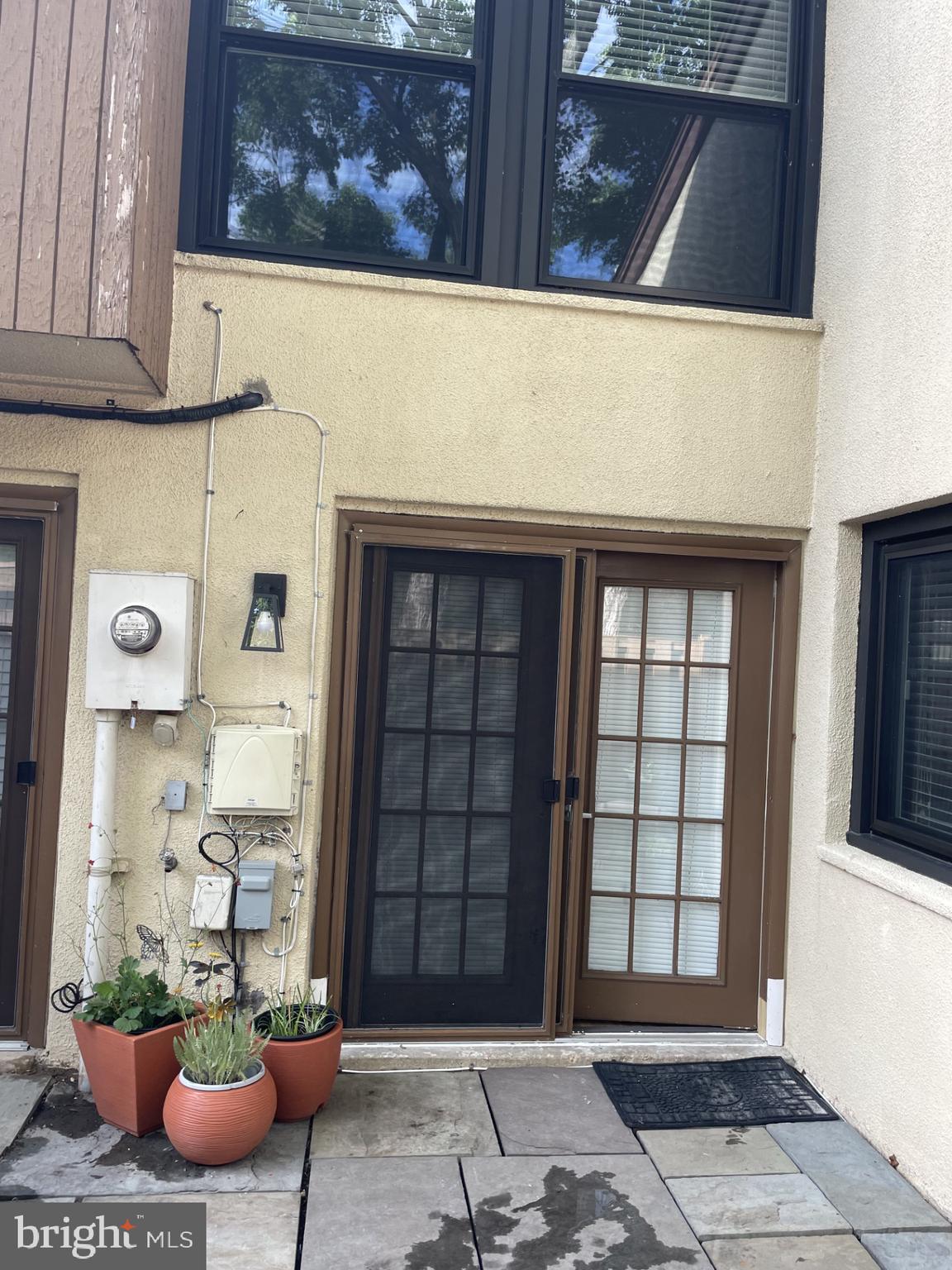 SIERRA VILLAS - Residential Lease