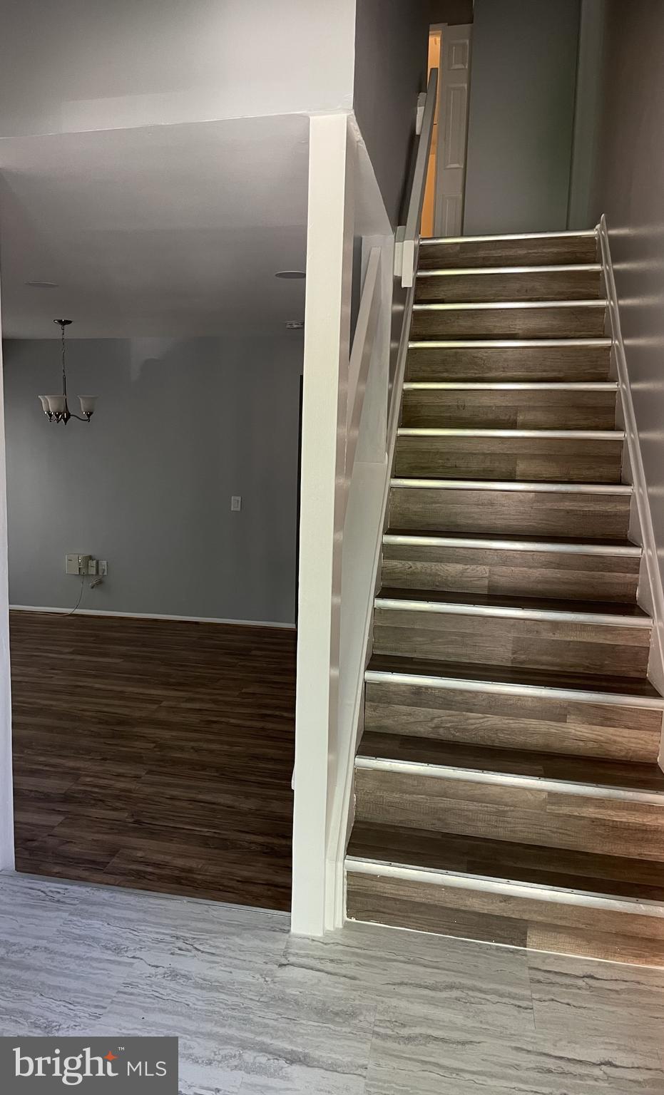 SIERRA VILLAS - Residential Lease