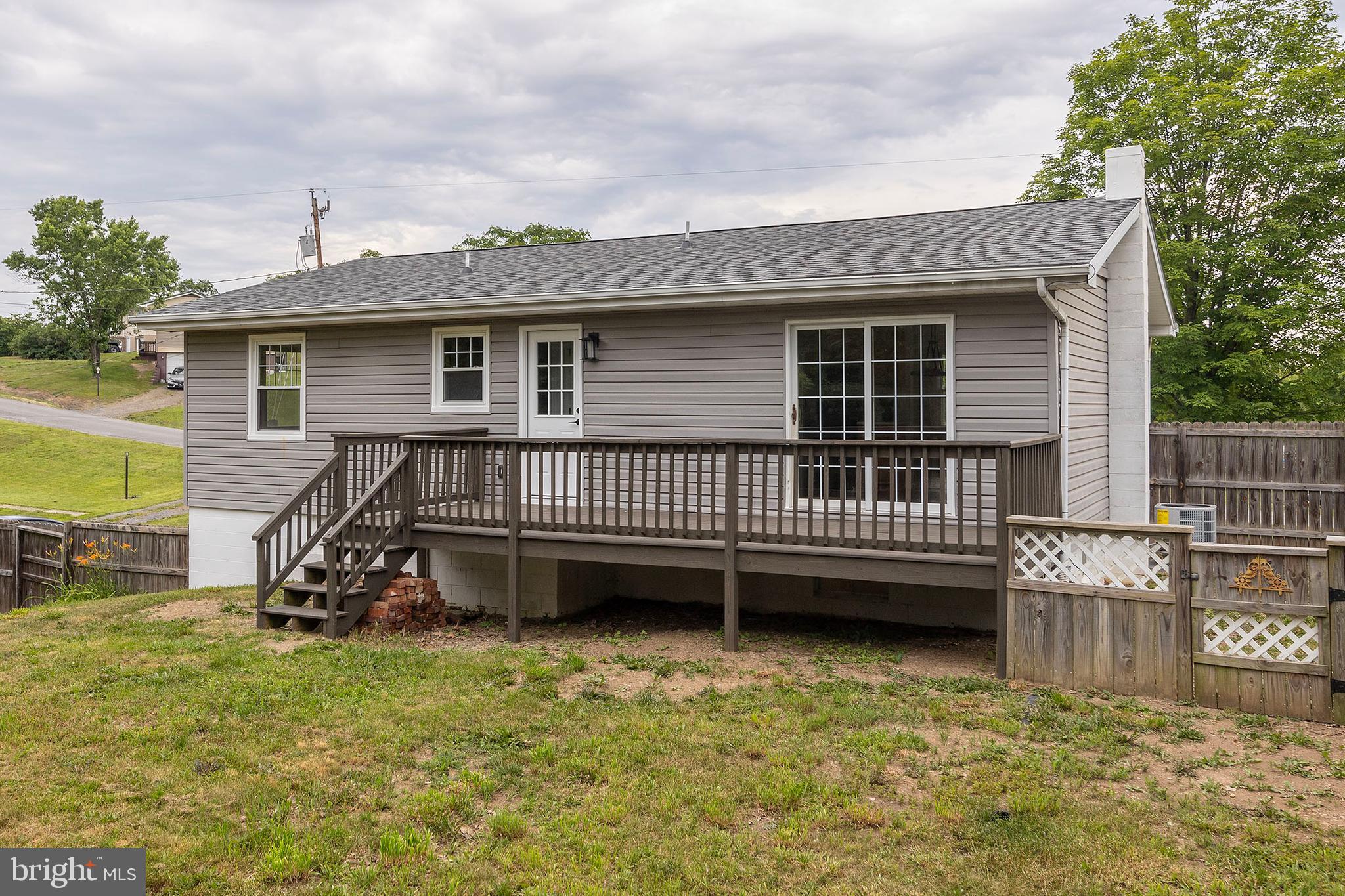 FOUNTAIN HEAD - Residential