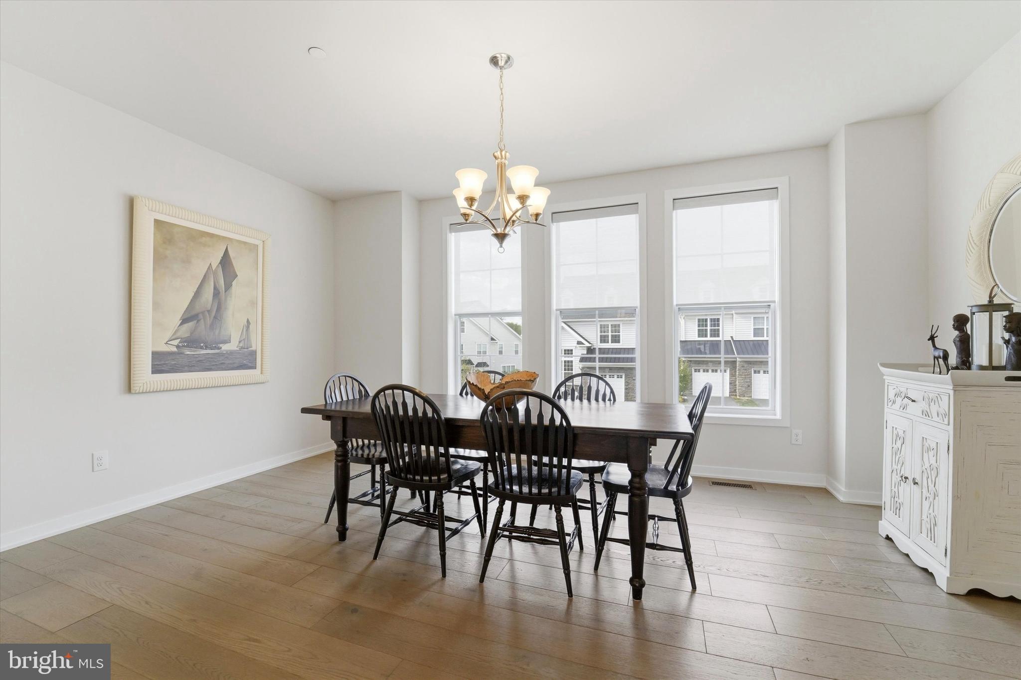 OAKS AT LAFAYETTE HILL - Residential