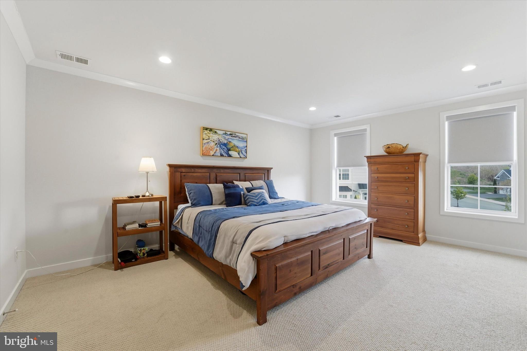 OAKS AT LAFAYETTE HILL - Residential