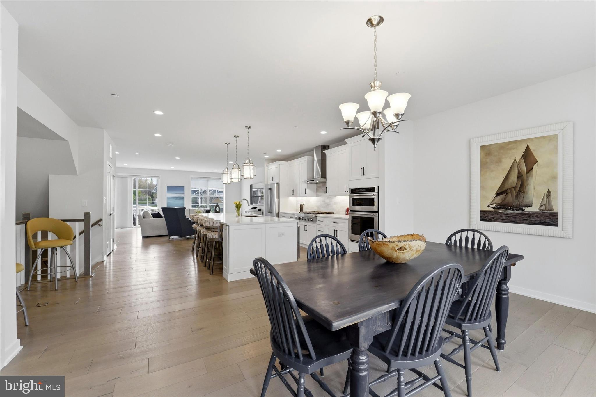 OAKS AT LAFAYETTE HILL - Residential