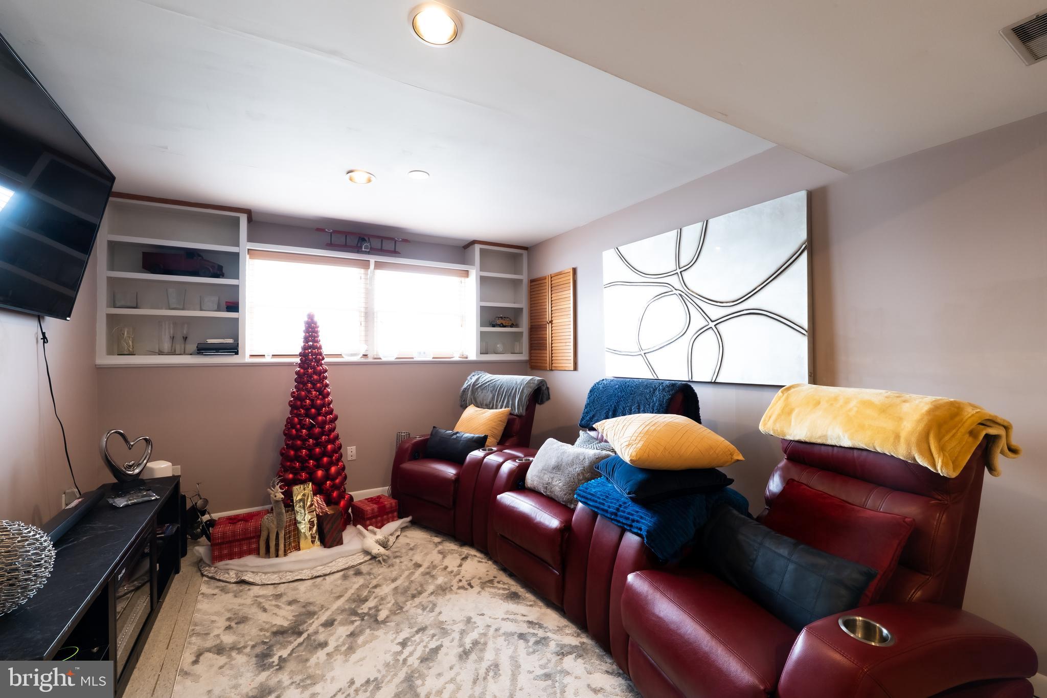 FEATHERBED - Residential