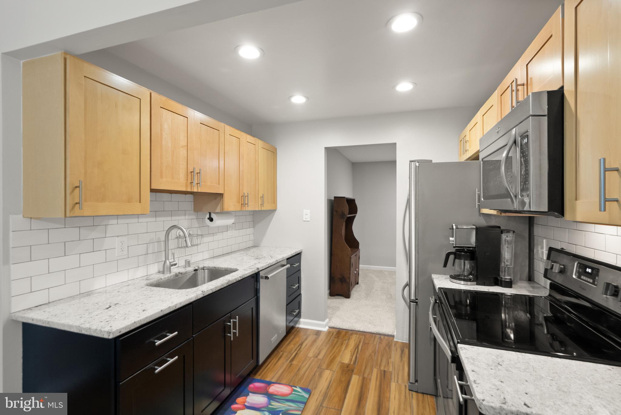 JEFFERSON MEWS - Residential