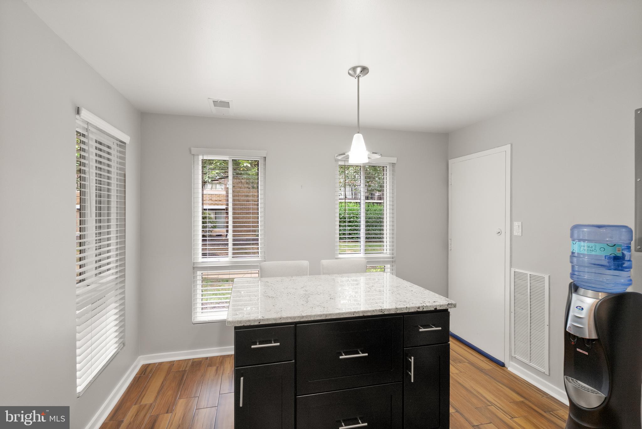 JEFFERSON MEWS - Residential