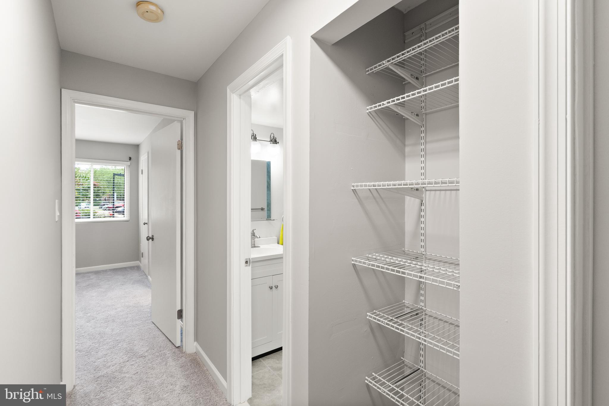 JEFFERSON MEWS - Residential