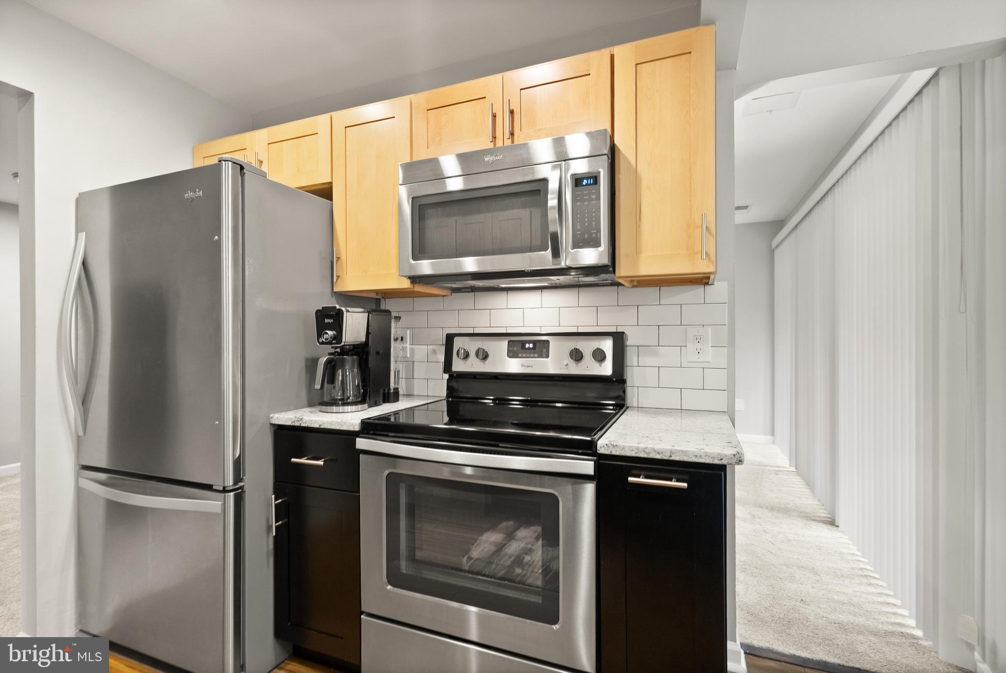 JEFFERSON MEWS - Residential