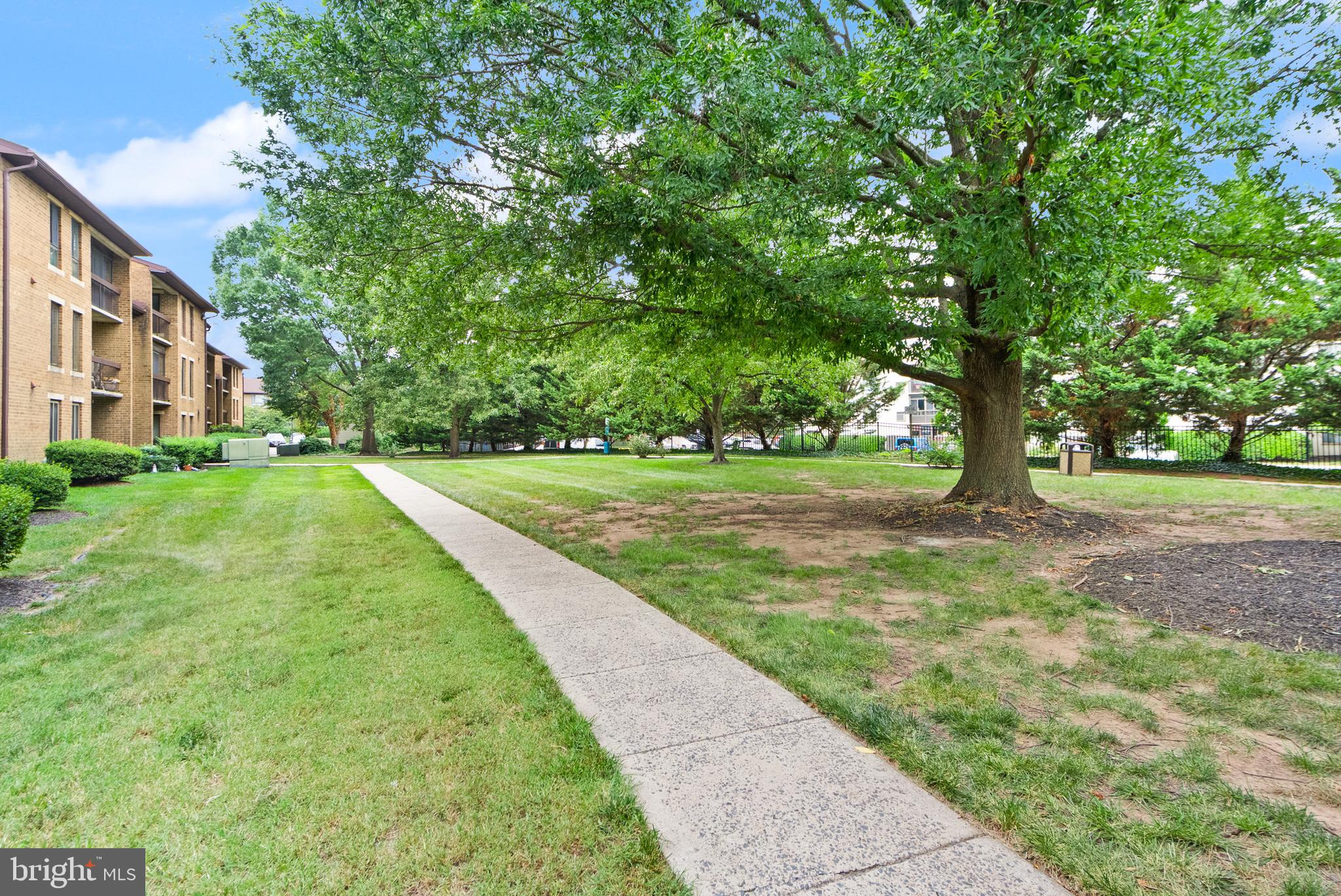 JEFFERSON MEWS - Residential