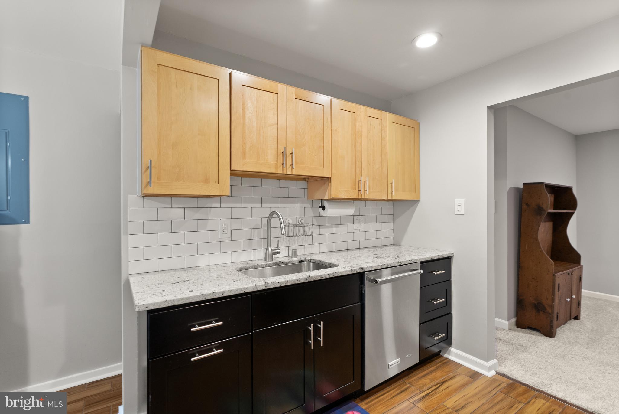 JEFFERSON MEWS - Residential