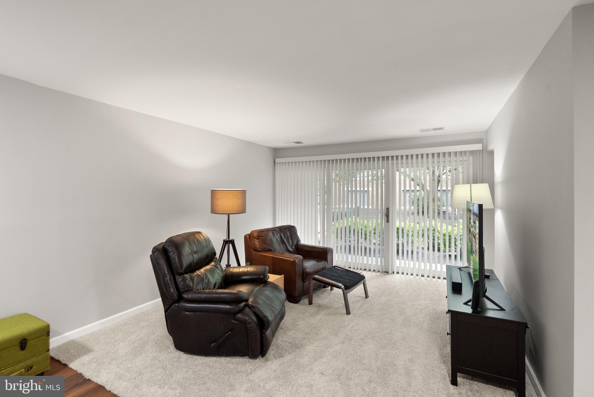 JEFFERSON MEWS - Residential